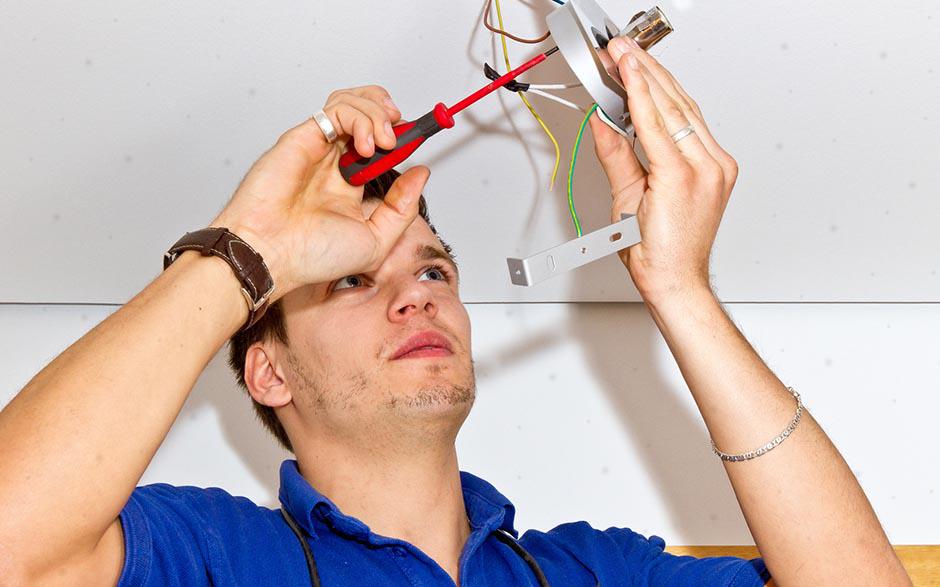 cherche électricien pas cher Vincennes